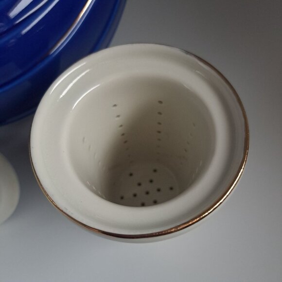 Hall Pottery Blue Gold Aladdin Lamp 6 Cup Teapot Tea Strainer MCM Genie-Inspired - Picture 13 of 16